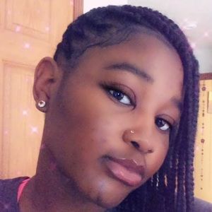 Meet your Posher, Kyra